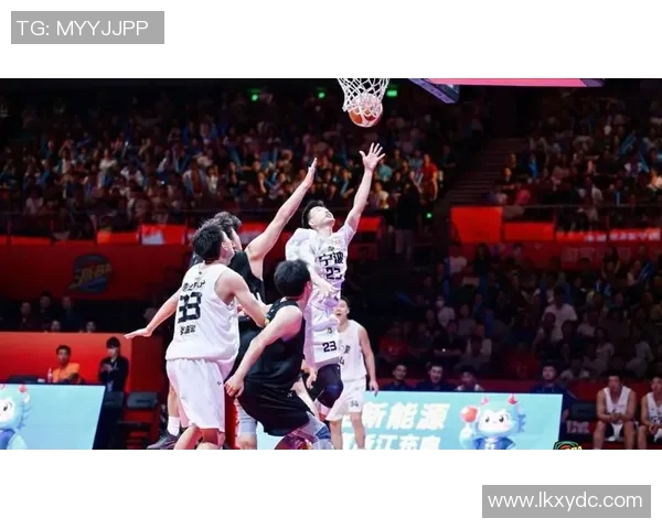 杭州篮球队引领最新篮球配合TOP10赛场精彩瞬间回顾与分析